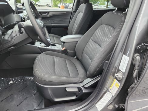 Used 2025 Ford Escape Active AWD/4WD image 24