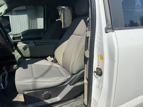 Used 2019 Ford F250 XL w/ STX Appearance Package AWD/4WD image 3