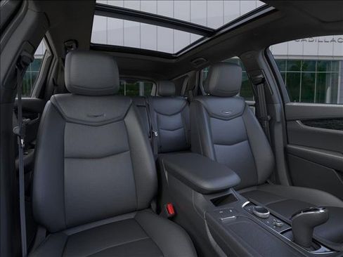 New 2025 Cadillac XT5 Premium Luxury image 16