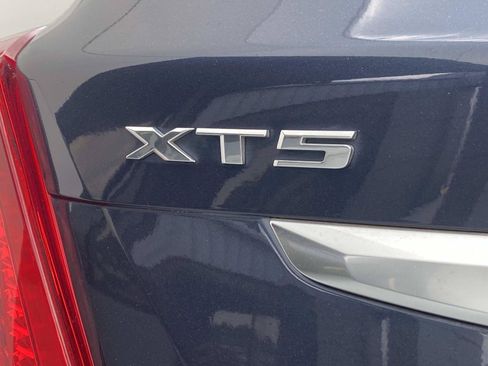 Used 2019 Cadillac XT5 Luxury AWD/4WD image 7