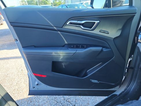 New 2026 Kia Sportage X-Line w/ X-Line Technology Package image 8