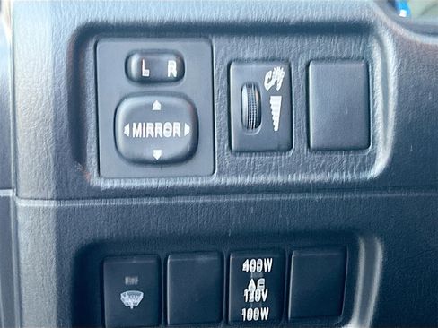 Used 2019 Toyota 4Runner TRD Off-Road Premium image 10