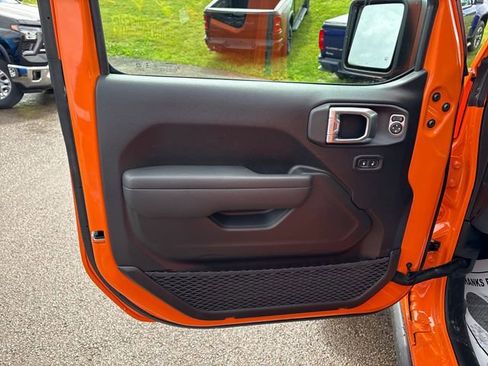 New 2026 Jeep Gladiator Sport AWD/4WD image 7