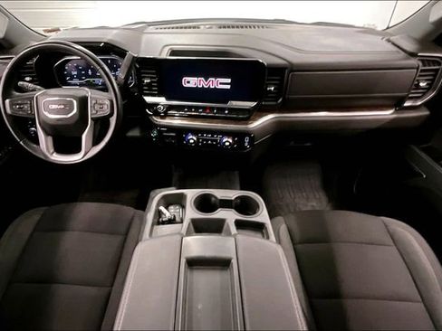 Used 2023 GMC Sierra 1500 SLE w/ Preferred Package AWD/4WD image 18