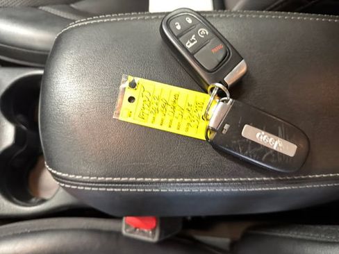 Used 2022 Jeep Cherokee Latitude Lux AWD/4WD image 30