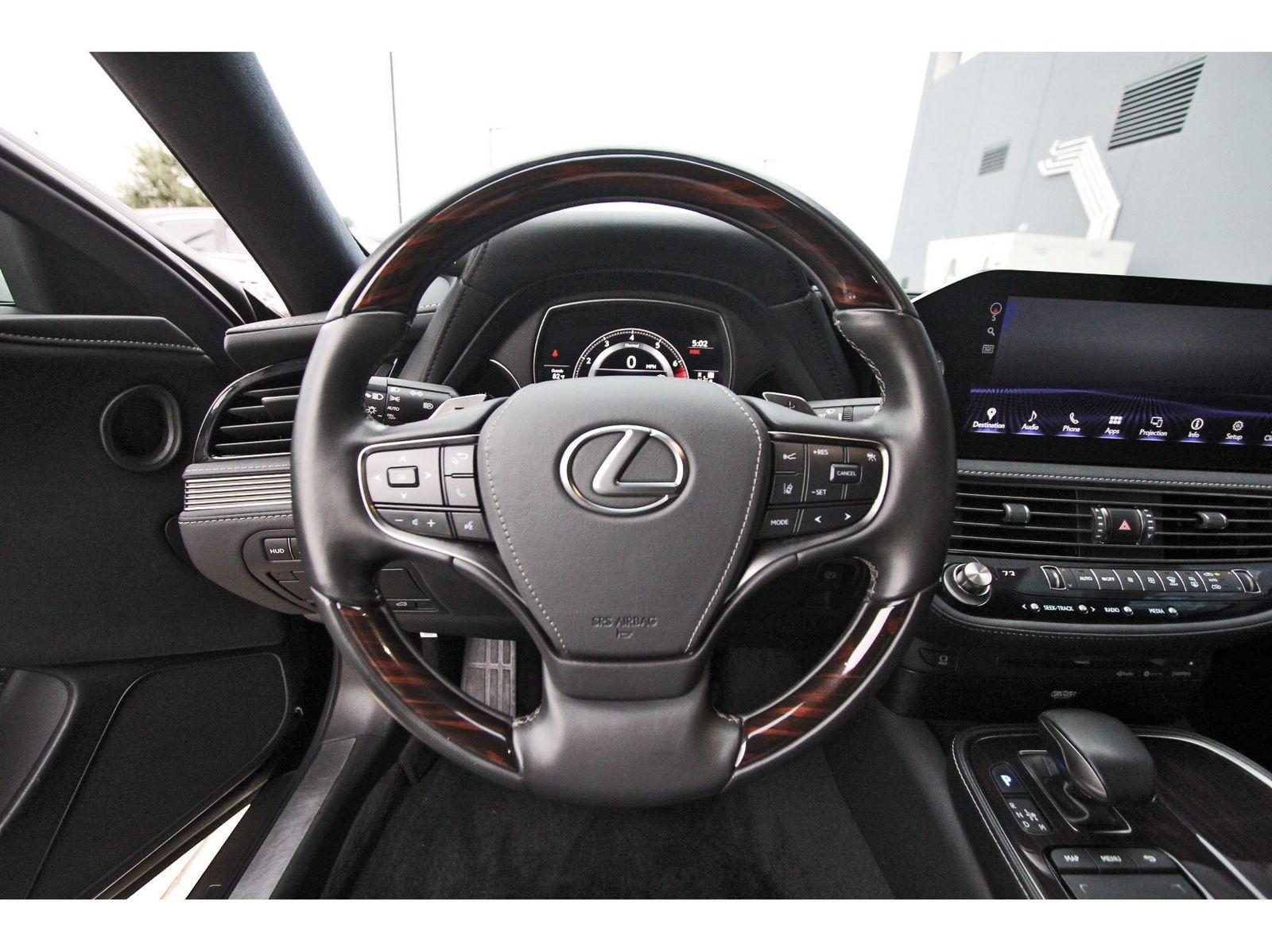 Used 2021 Lexus LS 500 w/ Interior Upgrade Package RWD image 15