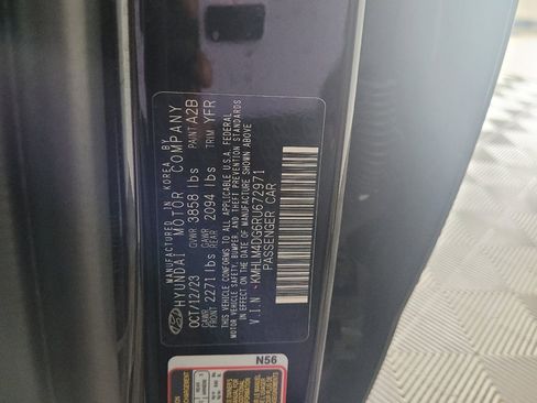 Used 2024 Hyundai Elantra SEL image 33