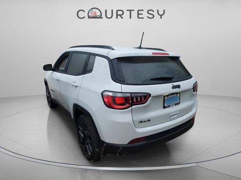 New 2026 Jeep Compass Latitude AWD/4WD image 3