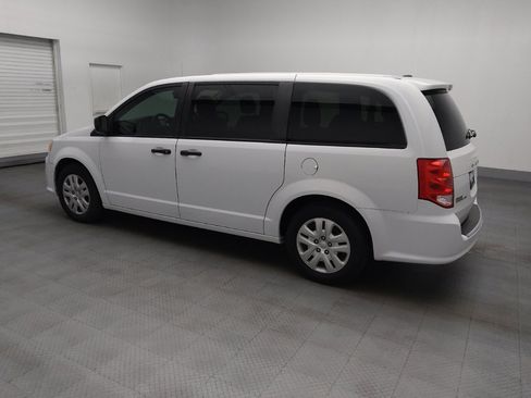 Used 2019 Dodge Grand Caravan SE w/ UConnect Hands-Free Group FWD image 3