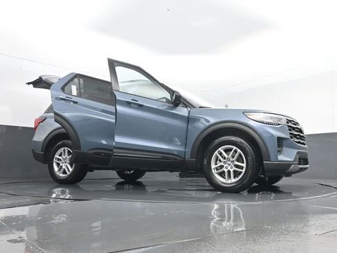 New 2026 Ford Explorer Active image 34