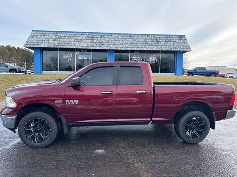Used 2017 RAM 1500 Classic SLT image 28