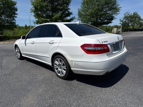 Used 2013 Mercedes-Benz E 350 Sedan image 4