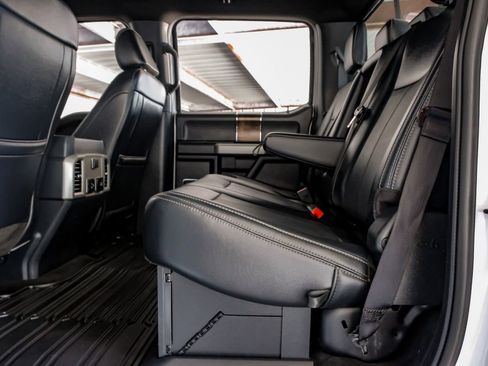 Used 2022 Ford F250 Lariat w/ Lariat Value Package AWD/4WD image 38