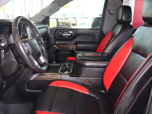 Used 2022 Chevrolet Silverado 1500 RST w/ Redline Edition AWD/4WD image 16