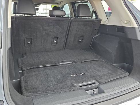 Certified 2023 Nissan Rogue Platinum w/ Platinum Premium Package image 20