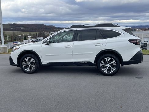 Certified 2021 Subaru Outback Touring XT image 7