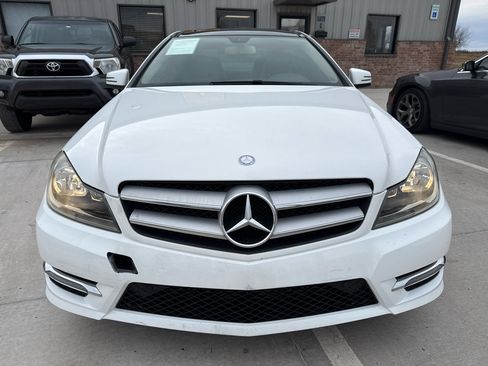 Used 2013 Mercedes-Benz C 250 Coupe image 4