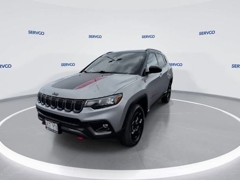 Used 2023 Jeep Compass Trailhawk AWD/4WD image 4
