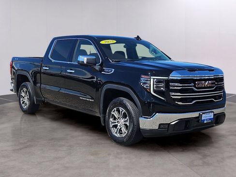 Certified 2025 GMC Sierra 1500 SLT AWD/4WD image 3