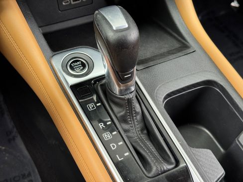 Used 2022 Nissan Sentra SV w/ SV Premium Package FWD image 28