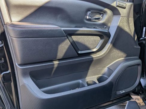 Used 2024 Nissan Titan PRO-4X w/ Pro-4x Convenience Package image 9