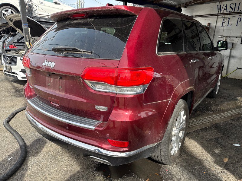 Used 2021 Jeep Grand Cherokee Summit AWD/4WD image 3