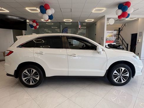 Used 2018 Acura RDX AWD w/ Advance Package image 5