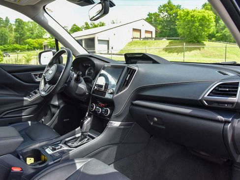 Used 2024 Subaru Forester Touring AWD/4WD image 10