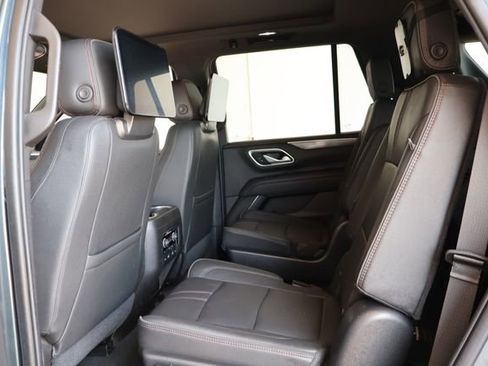 Used 2021 Chevrolet Tahoe RST w/ Luxury Package RWD image 16