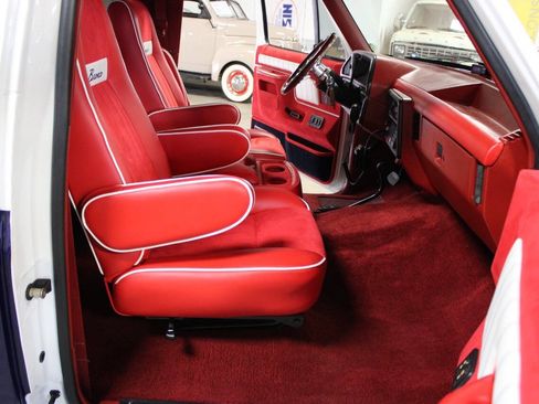 Used 1988 Ford Bronco AWD/4WD image 25