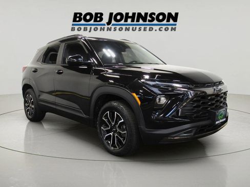 Certified 2024 Chevrolet TrailBlazer ACTIV w/ Driver Confidence Package image 1