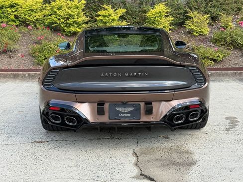 New 2025 Aston Martin Vanquish image 19