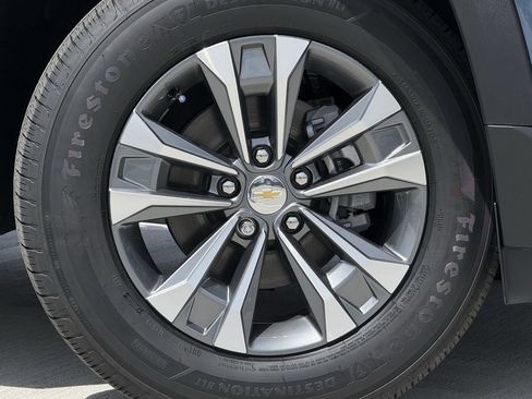 New 2026 Chevrolet Equinox LT image 9