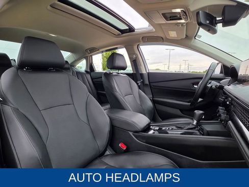 Used 2023 Honda Accord Touring image 14