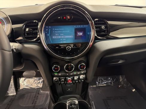Used 2023 MINI Cooper S image 16