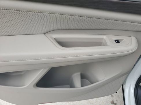 New 2026 Volkswagen Atlas SEL image 17