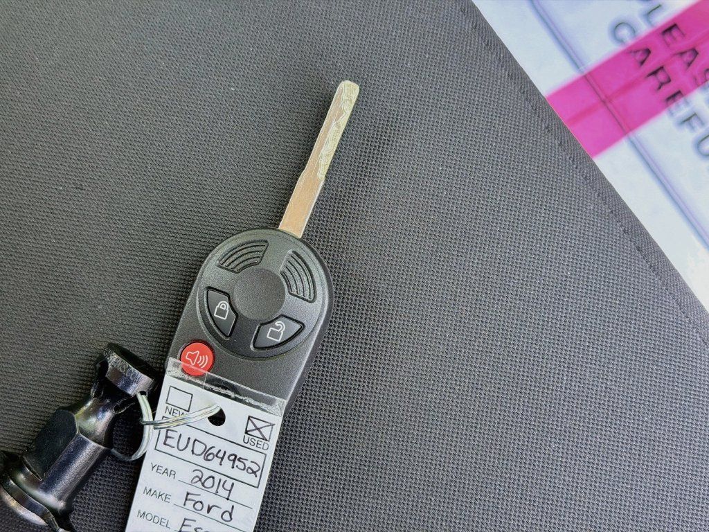 Used 2014 Ford Escape S FWD image 33