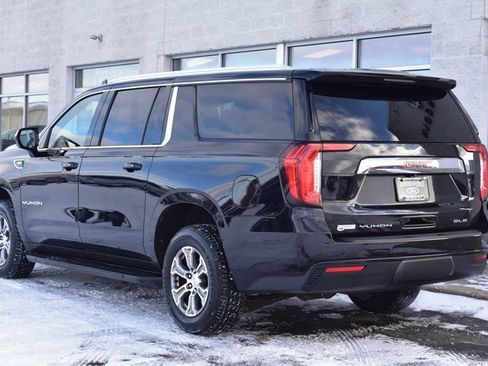 Used 2021 GMC Yukon XL SLE image 4
