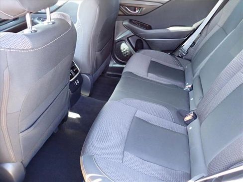 Used 2025 Subaru Outback Premium AWD/4WD image 10