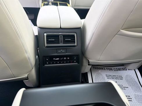 Certified 2025 MAZDA CX-90 3.3 Turbo S w/ Premium Plus image 23