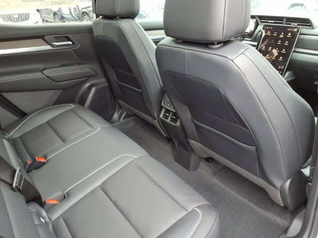 New 2027 GMC Terrain Denali w/ LPO, Floor Liner Package AWD/4WD image 23