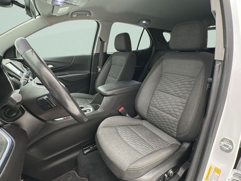 Used 2020 Chevrolet Equinox LT AWD/4WD image 14