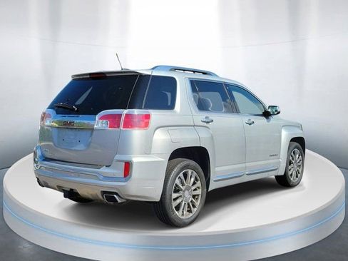 Used 2017 GMC Terrain Denali FWD image 4