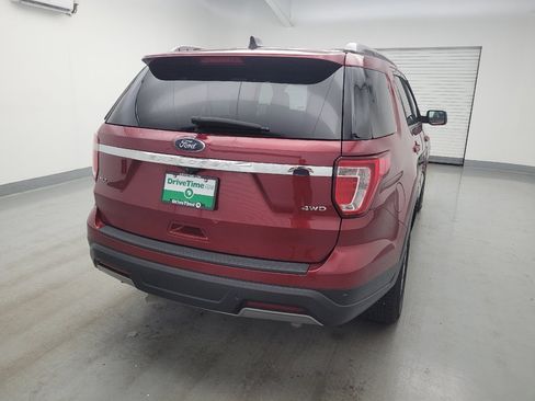 Used 2019 Ford Explorer XLT AWD/4WD image 7