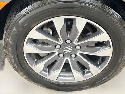 Used 2023 Honda Odyssey EX-L image 32