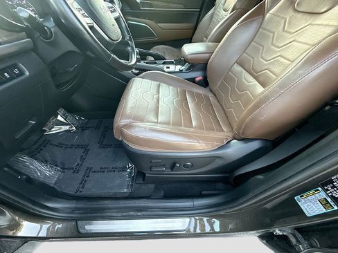 Used 2022 Kia Telluride SX w/ SX Prestige Package AWD/4WD image 20