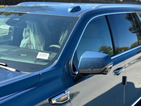 New 2026 GMC Yukon Elevation image 10