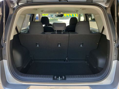 Used 2025 Kia Soul LX w/ LX Technology Package FWD image 7
