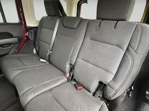 Used 2021 Jeep Wrangler Unlimited Sahara w/ Uconnect 4C Nav & Sound Group image 31