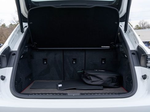 Certified 2025 Porsche Macan 4S Electric image 16